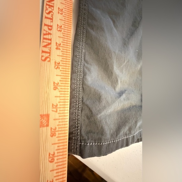 Kuhl Women's Gray Cargo Pants/Hiking/OutdoorSize 12 - Picture 9 of 11